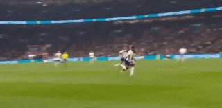 电竞-【世预赛】詹姆斯圆月弯刀，英格兰3比0拉脱维亚